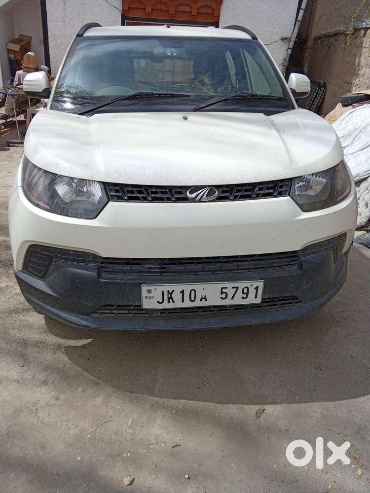 Mahindra Kuv100 K8 For Sale  Manufacturing: April 2016  1st Owner