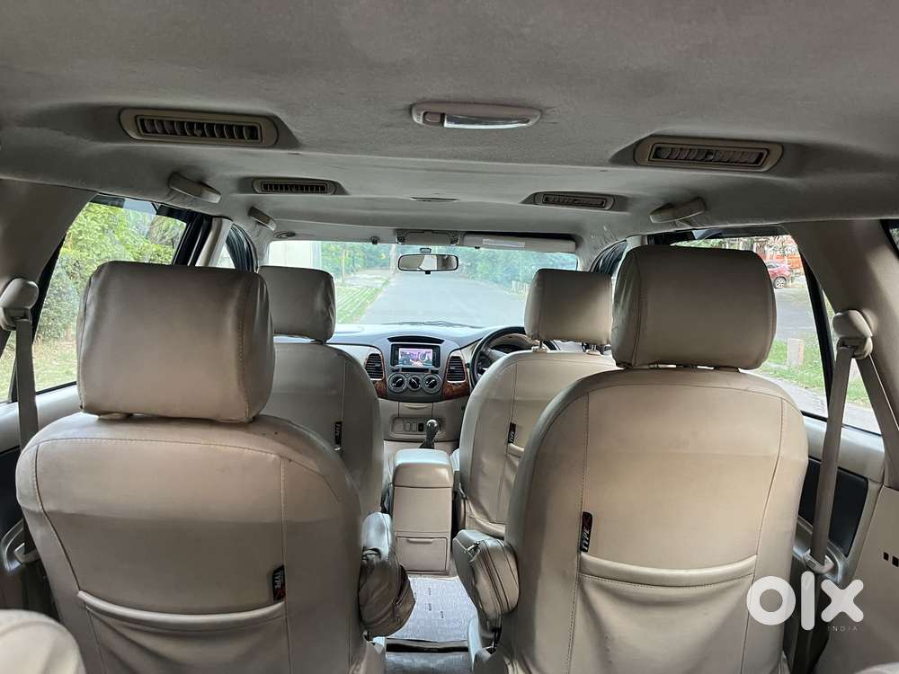 Toyota Innova 2004-2011 2.5 V Diesel 8-seater, 2008, Diesel