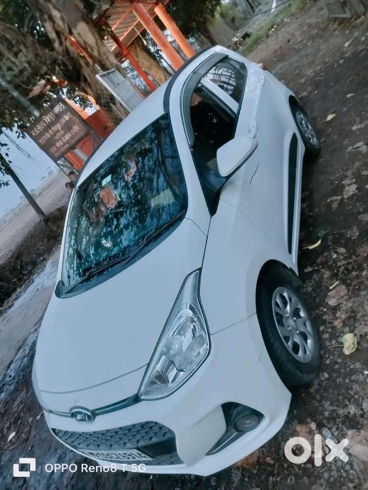 Hyundai Grand I10 2018 Diesel 90000 Km Driven