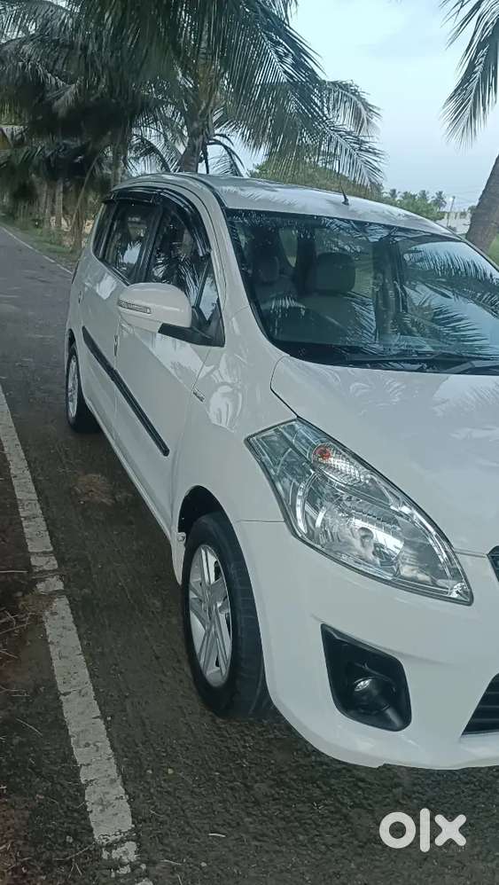 Maruti Suzuki Ertiga Vdi 2014
