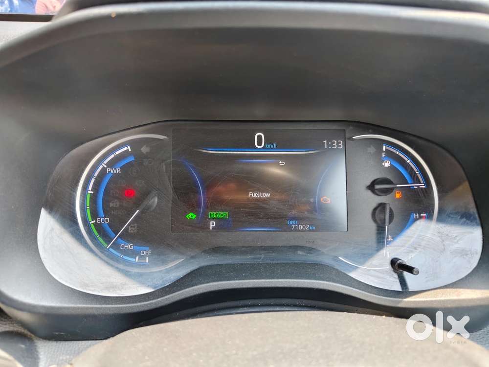 Toyota Innova Hycross 2.0 Vx Hybrid 8 Str, 2023, Petrol