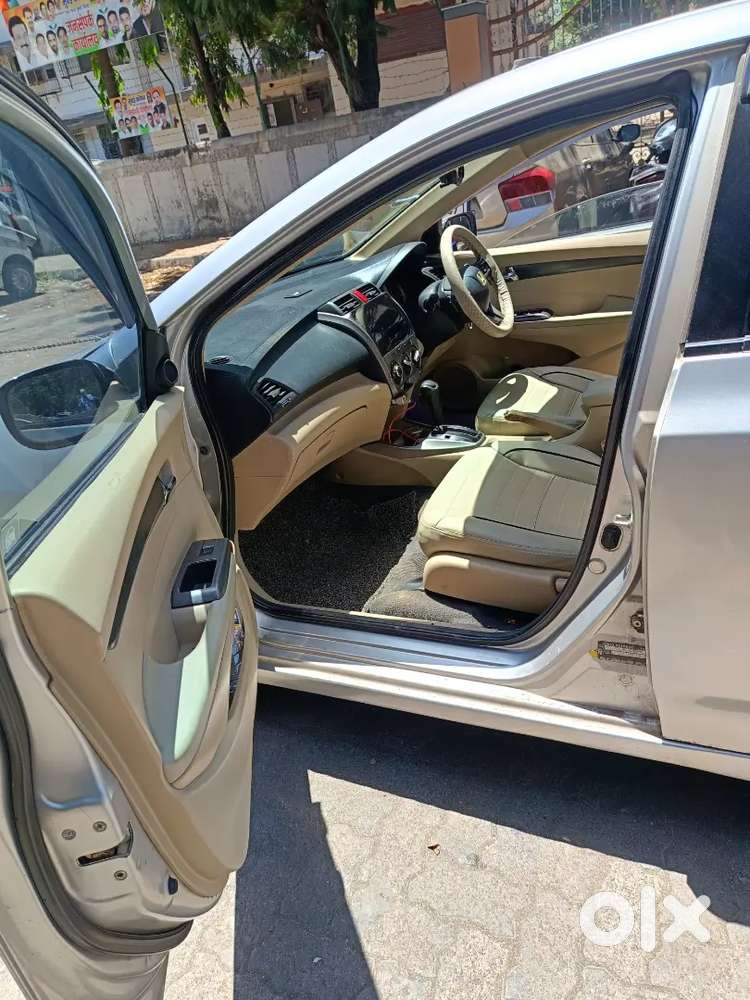 Honda City Top M.sunroof.cng Register.i M Owner.