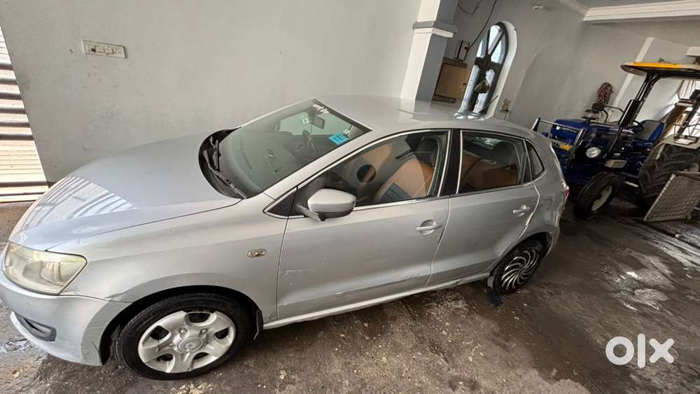 Volkswagen Polo Petrol 2011