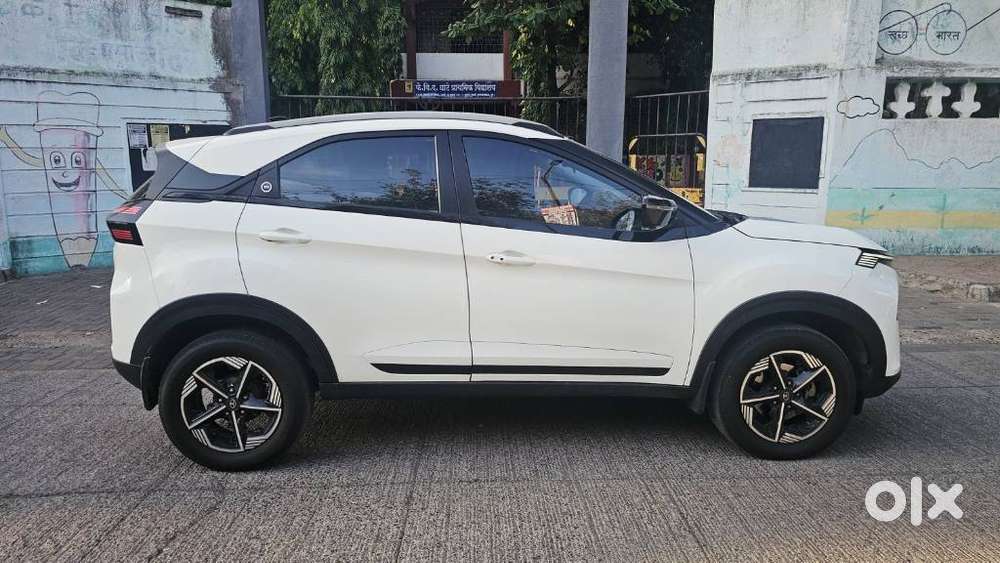 Tata Nexon Creative 1.2 Revotron Petrol 6 Amt, 2023, Petrol