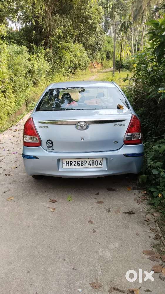 Toyota Etios 1.5 G 2012