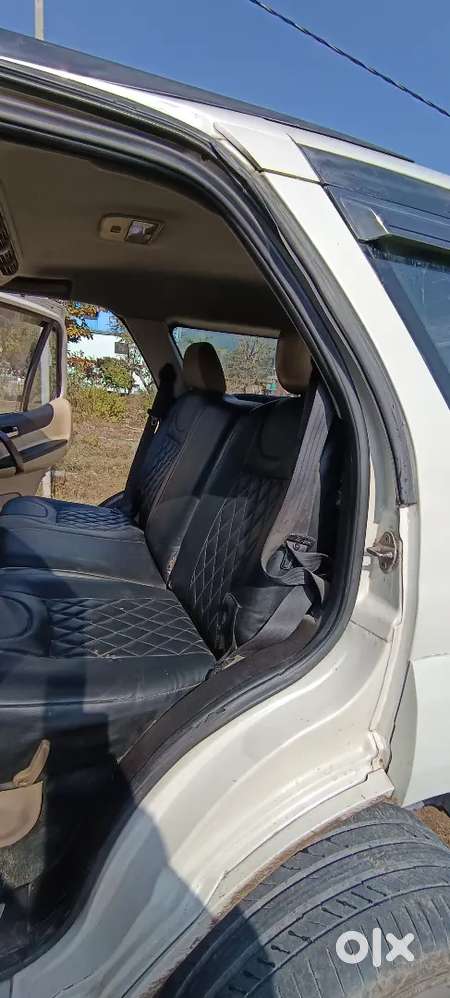 Tata Safari Storme 2014
