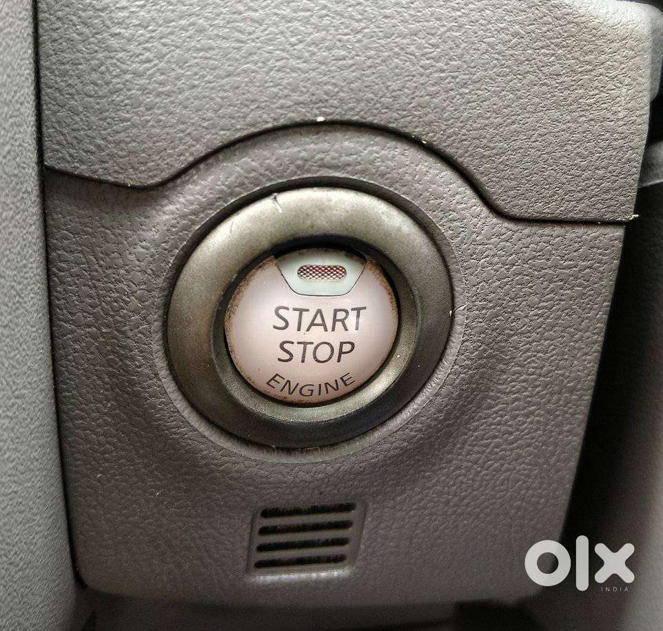 Nissan Sunny Xv Premium Pack Leather, 2011, Petrol