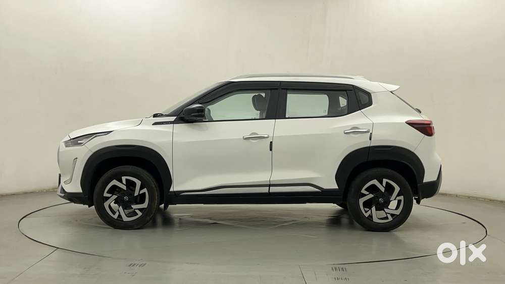 Nissan Magnite 1.0 Xv, 2022, Petrol