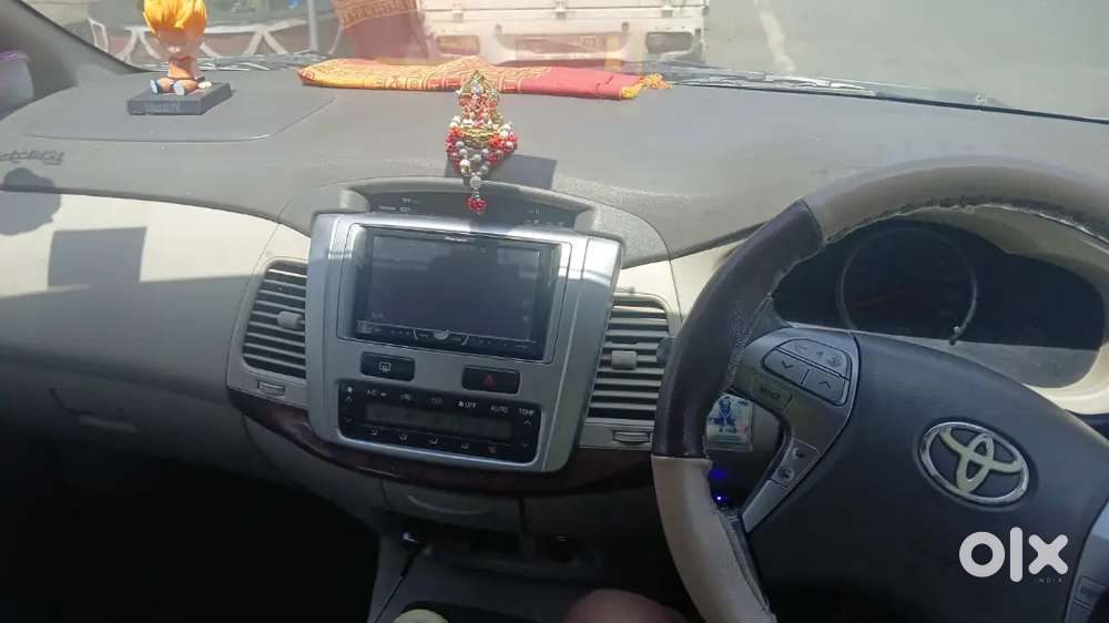 Toyota Innova 2012 Diesel Well Maintained