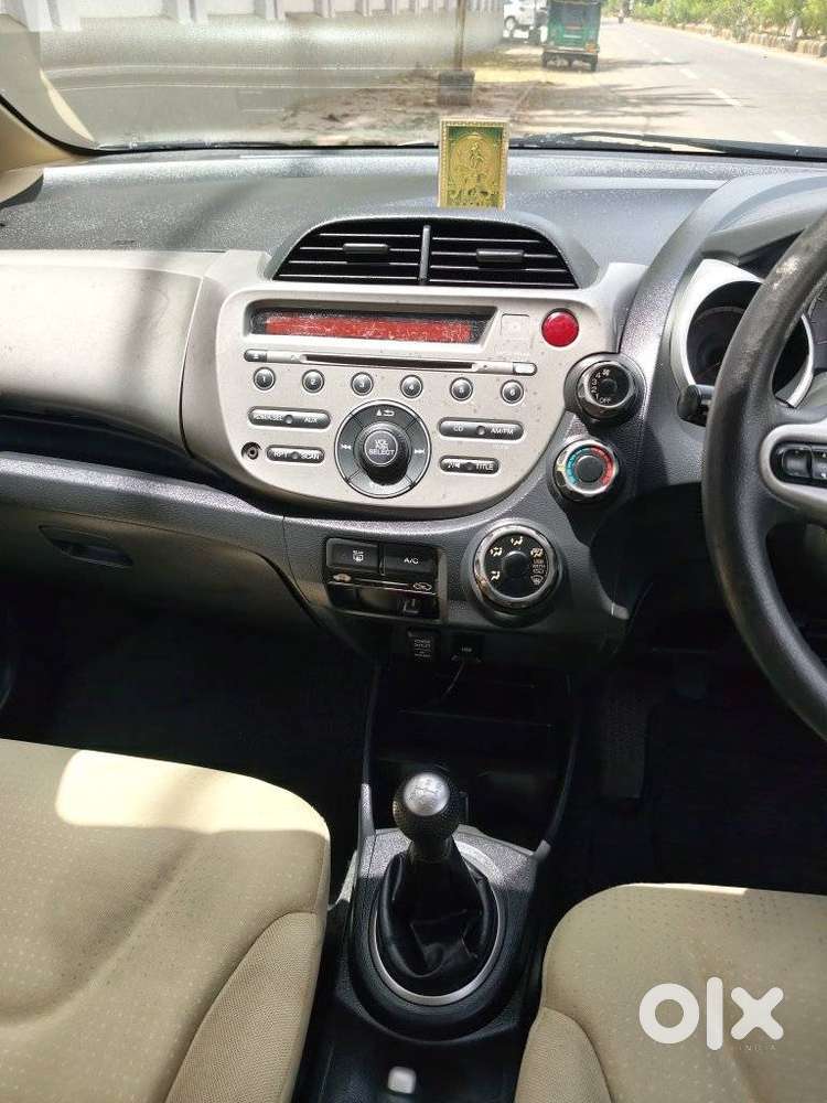 Honda Jazz V Mt Privilege, 2012, Petrol