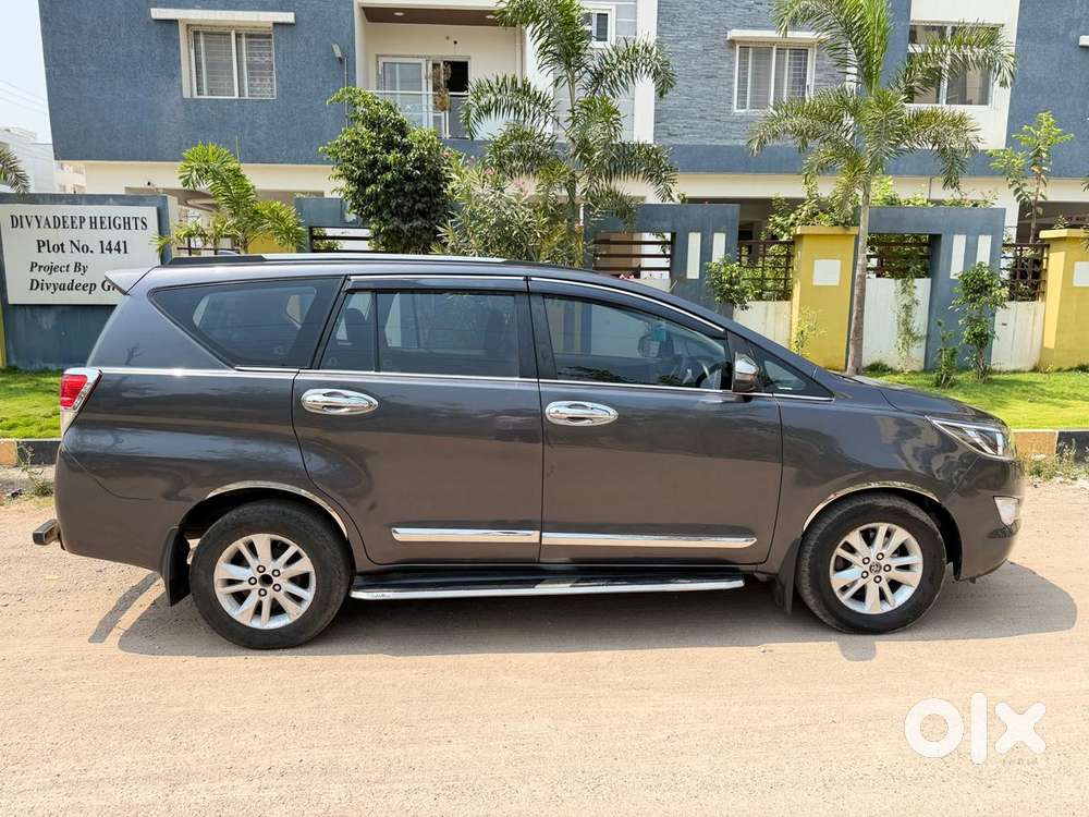 Toyota Innova Crysta 2.4 G Mt, 2019, Diesel