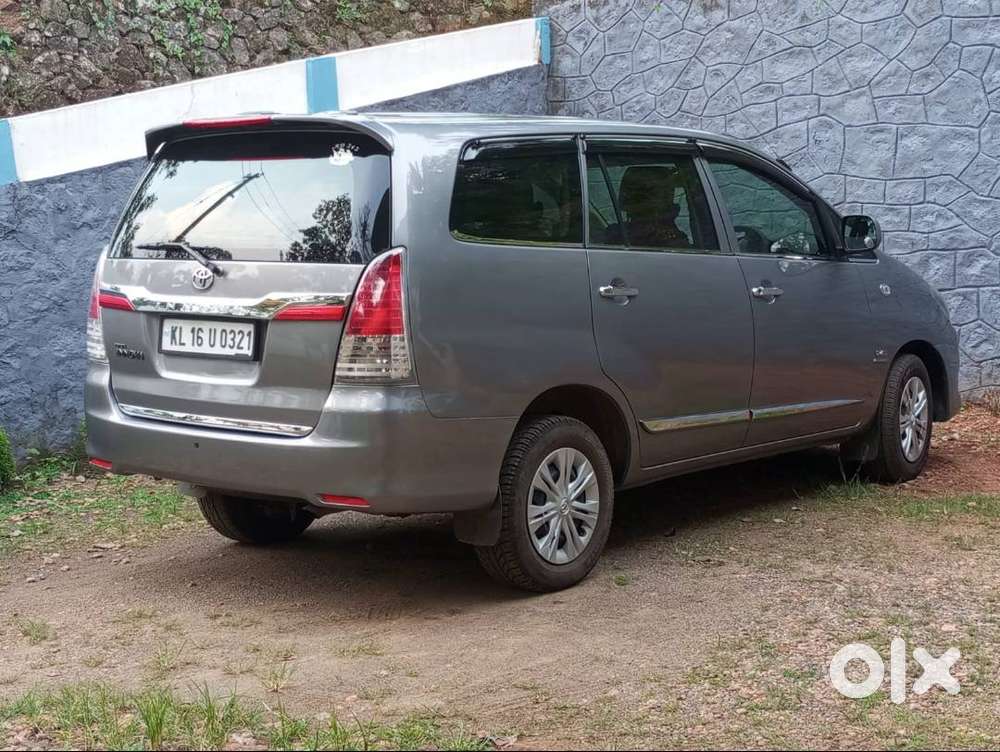 Toyota Innova 2010 Diesel 143002 Km Driven