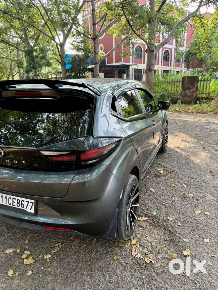 Tata Altroz 1.2 Xe, 2024, Cng & Hybrids