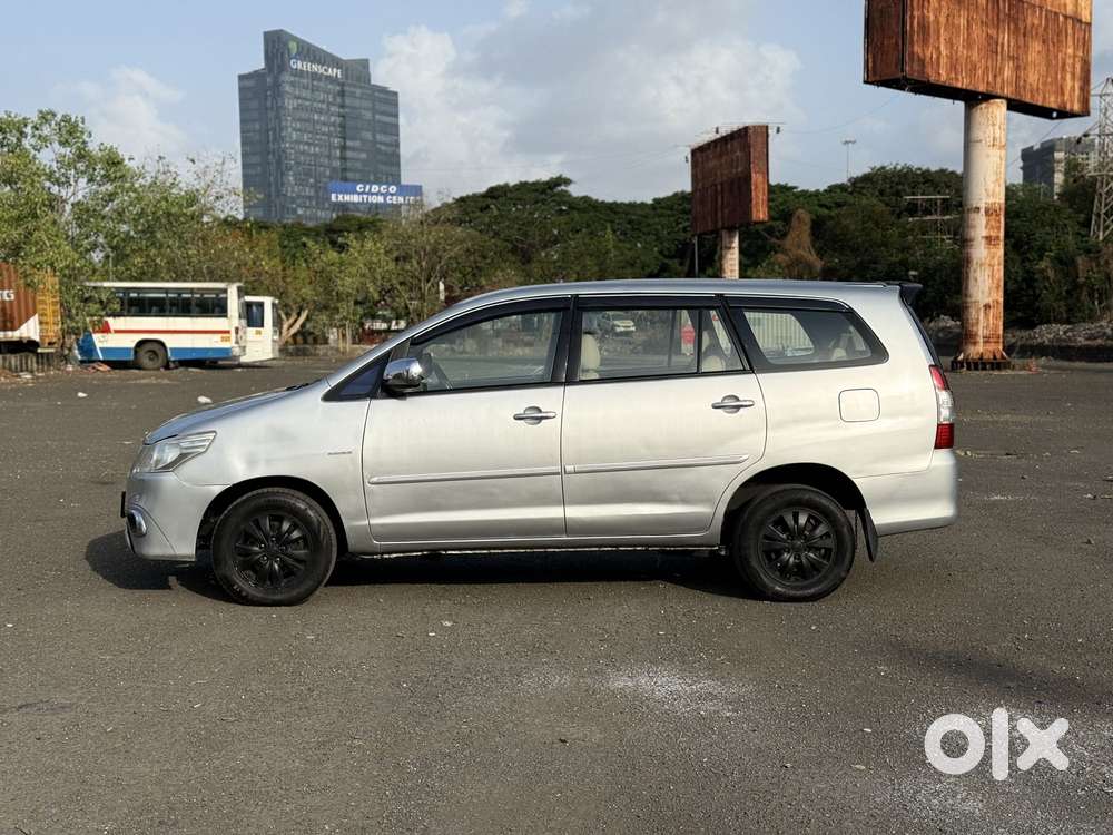 Toyota Innova 2.5 Vx 8 Str, 2010, Diesel