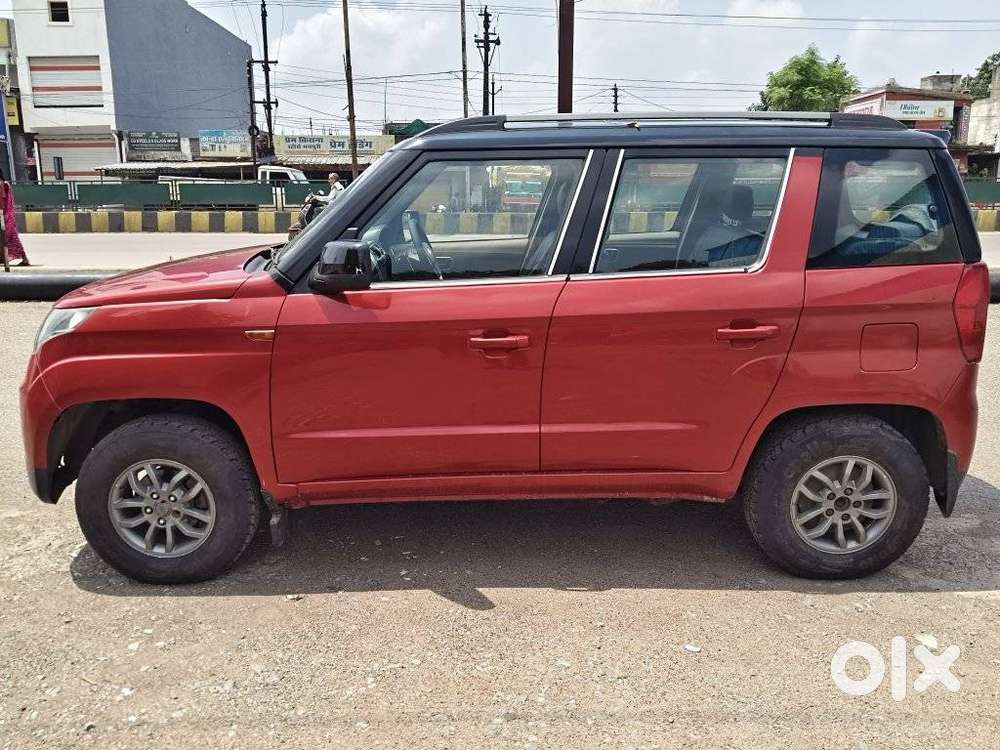Mahindra Tuv 300 T10 Opt Dual Tone, 2018, Diesel