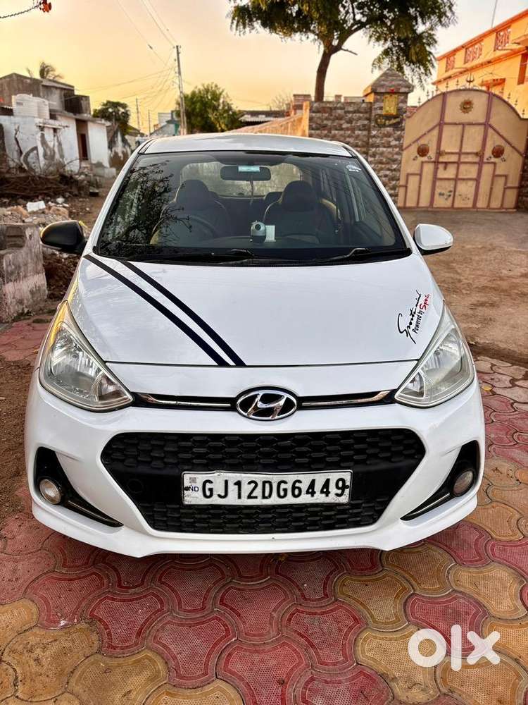 Grand I10  1 Owner  Year=2018 Petrol+cng Company Fitting Type..!