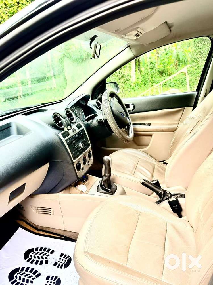 Ford Fiesta Sxi Petrol 2008 With Abs Topend