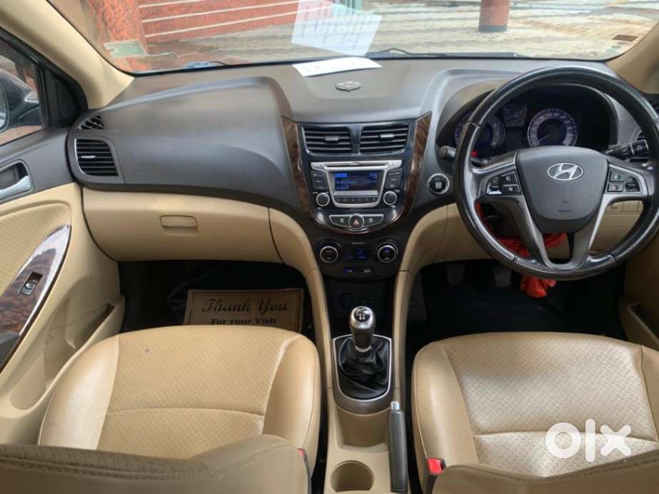 Hyundai Verna Fluidic 1.6 Vtvt Sx, 2015, Petrol