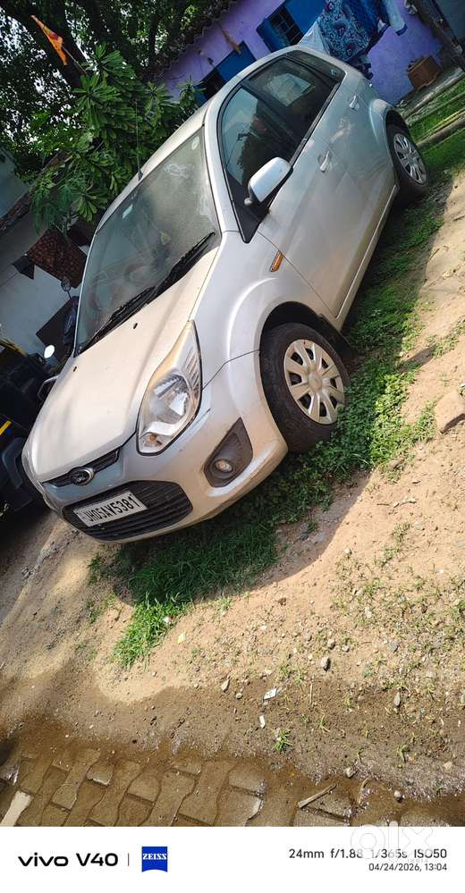 Ford Figo 1.5d Titanium Mt, 2013, Petrol