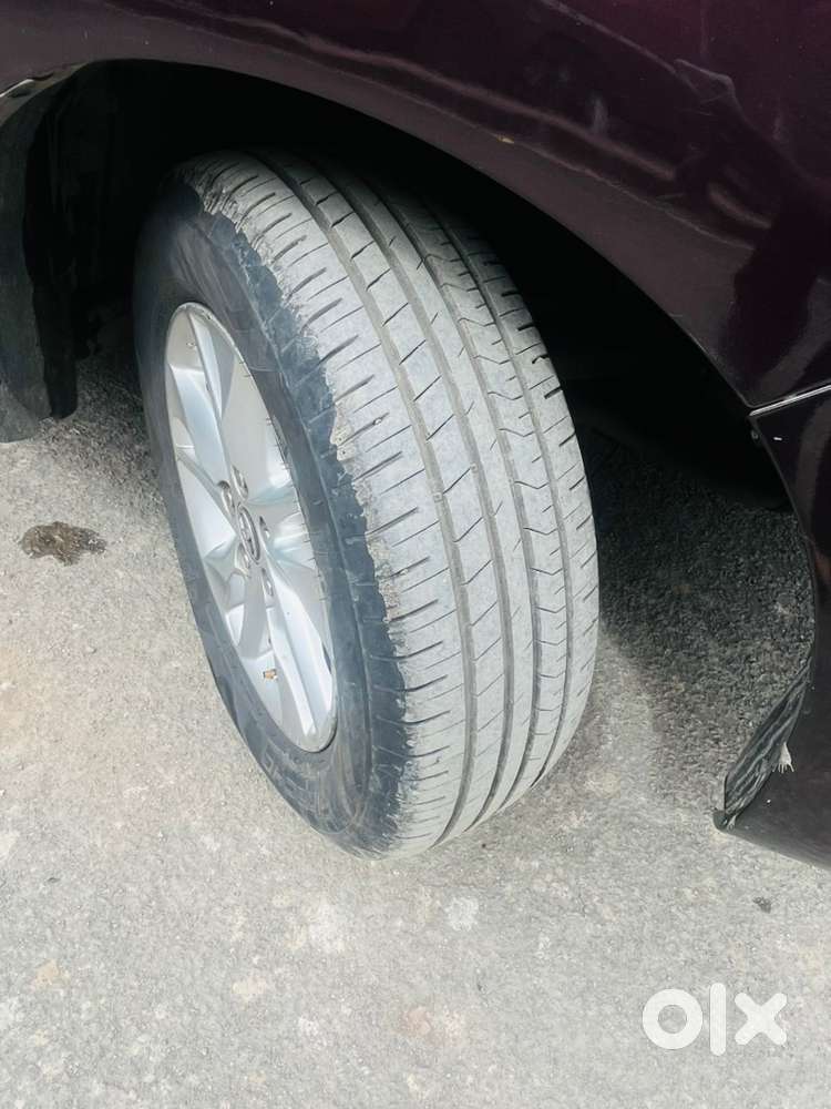 Toyota Innova Crysta 2.4 2016 Diesel Manual