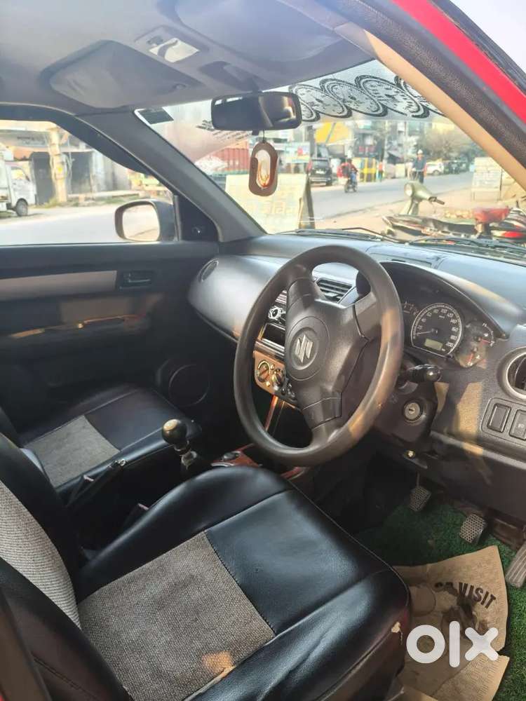 Maruti Suzuki Swift 2010