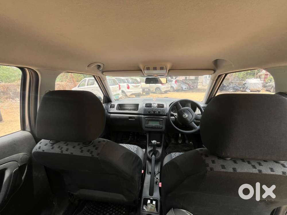 Skoda Fabia Petrol Manual 2010
