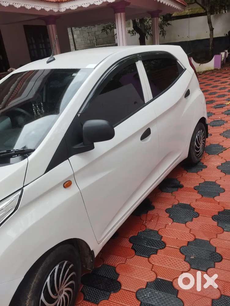 Hyundai Eon 2016 Petrol Well Maintained