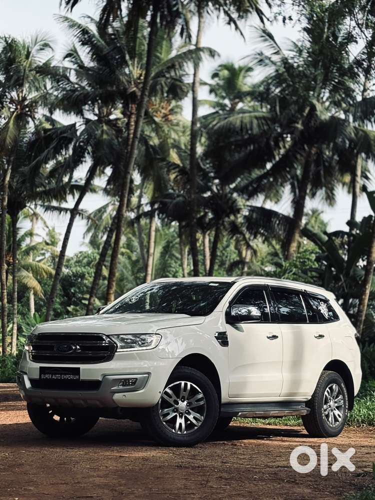 Ford Endeavour 3.2 Titanium At 4x4, 2017, Diesel