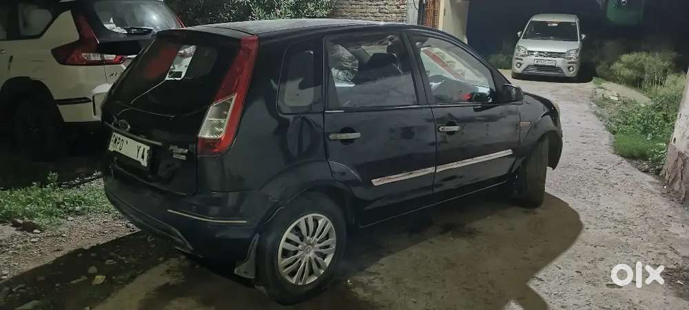 Ford Figo Diesel Zxi 2014