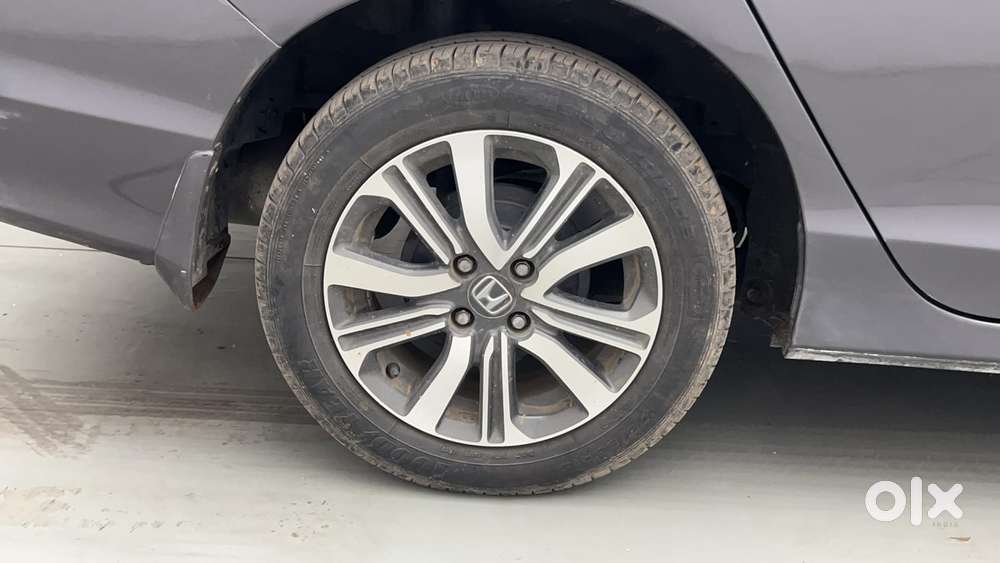 Honda City I-vtec V, 2017, Petrol