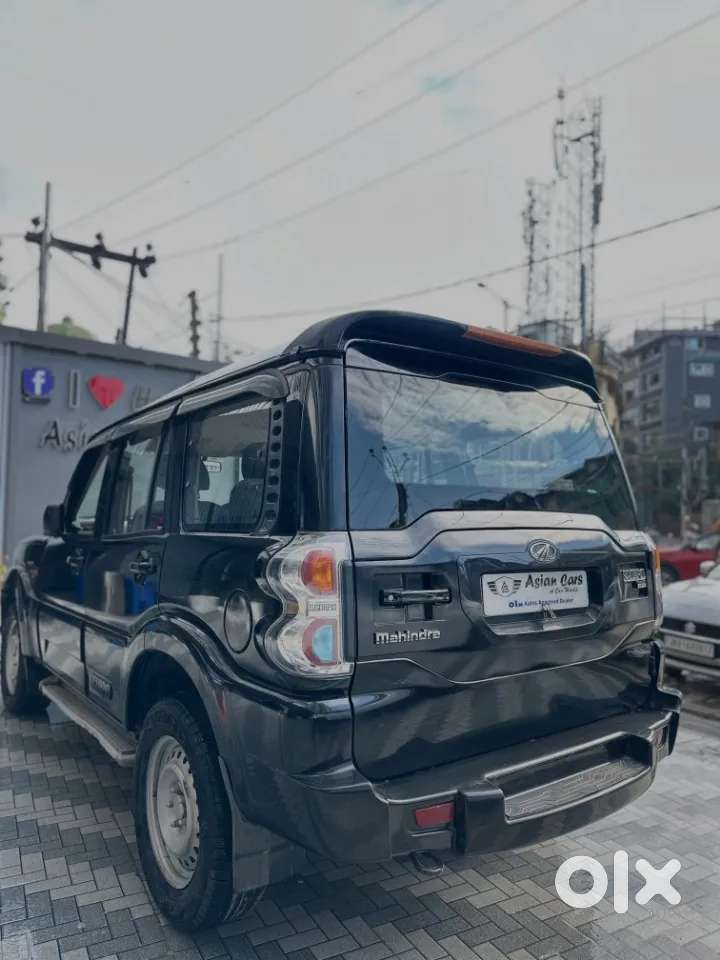 Mahindra Scorpio, 2015, Diesel