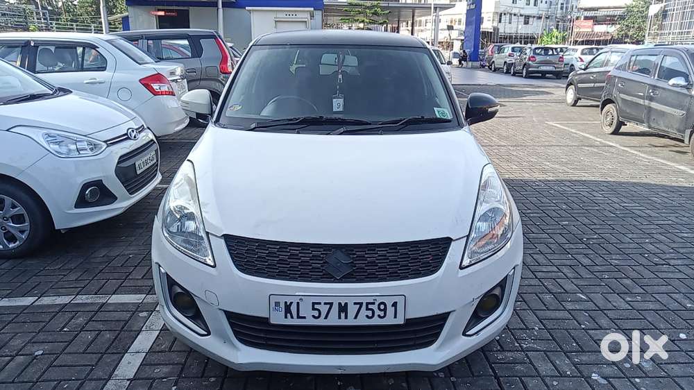 Maruti Suzuki Swift Vxi + Manual, 2015, Petrol