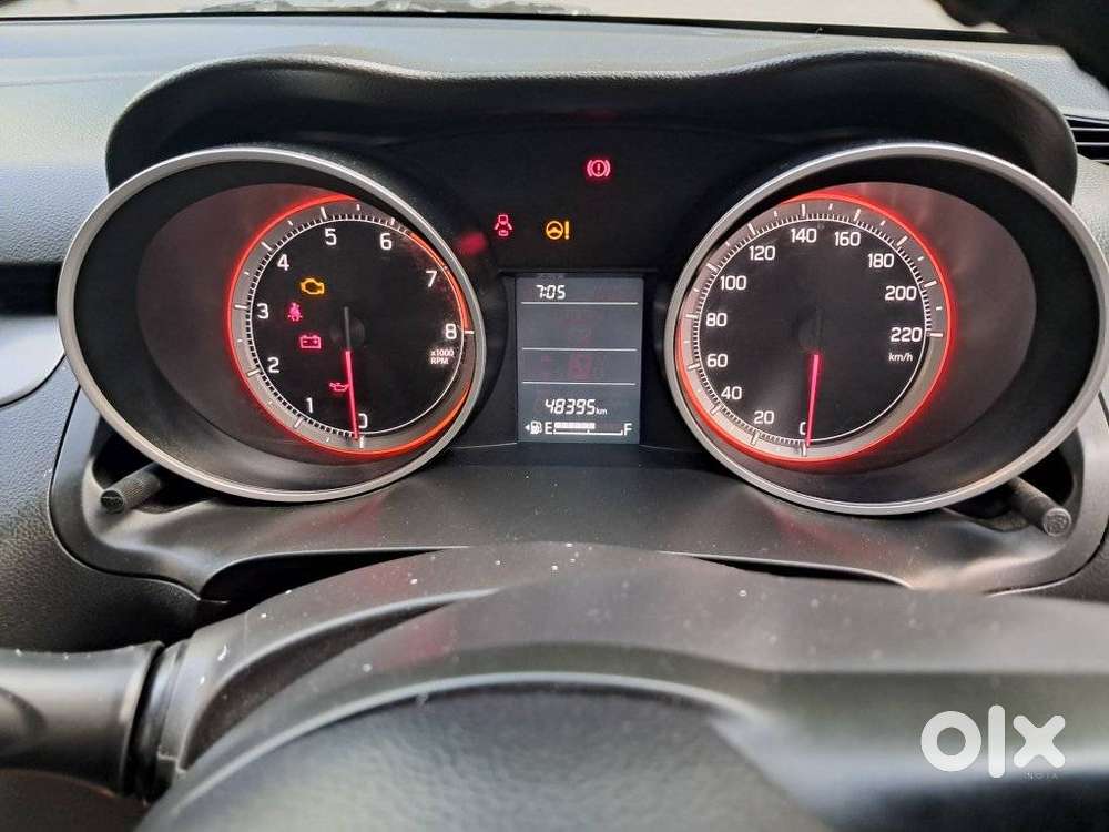 Maruti Suzuki Swift Vxi + Manual, 2023, Petrol