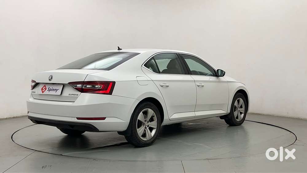 Skoda Superb [ ] 1.8 Style Tsi At, 2017, Petrol