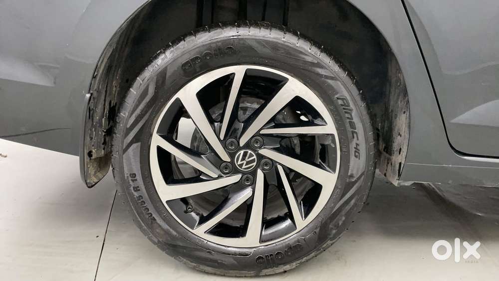 Volkswagen Virtus 1.0 Topline Tsi At, 2024, Petrol