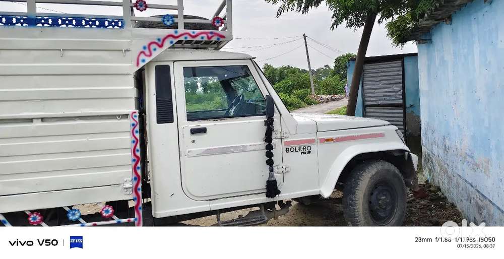 Mahindra Bolero Pik-up 2017 Year Diesel Manual