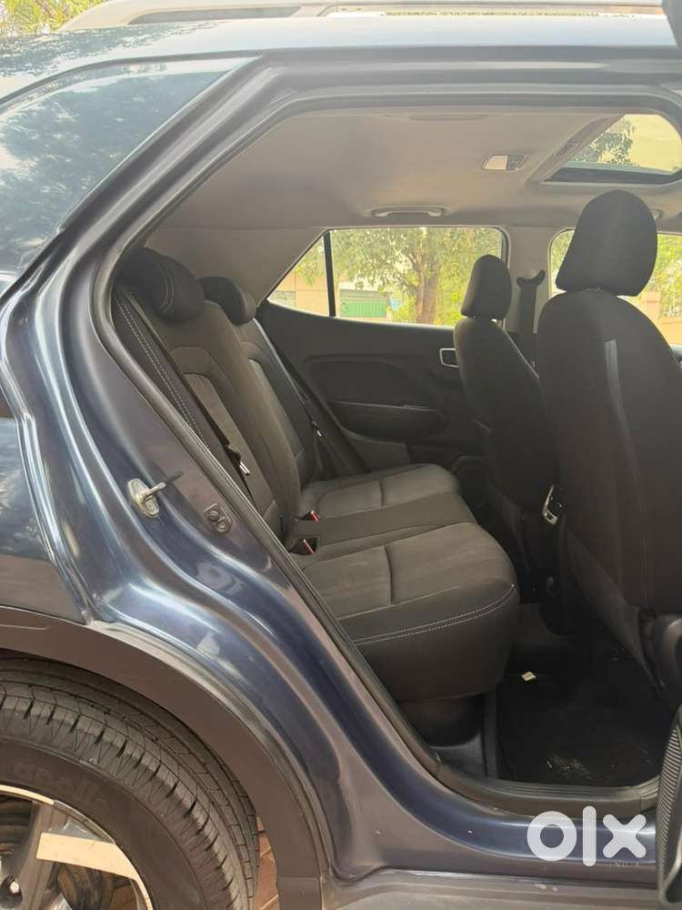 Hyundai Venue Petrol 2019