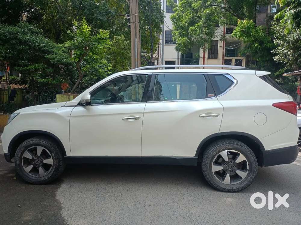 Mahindra Alturas G4 4wd At, 2019, Diesel