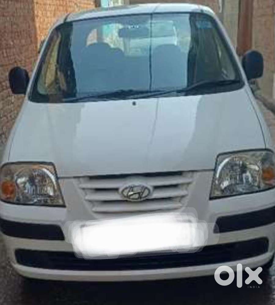 Hyundai Santa Petrol 2012