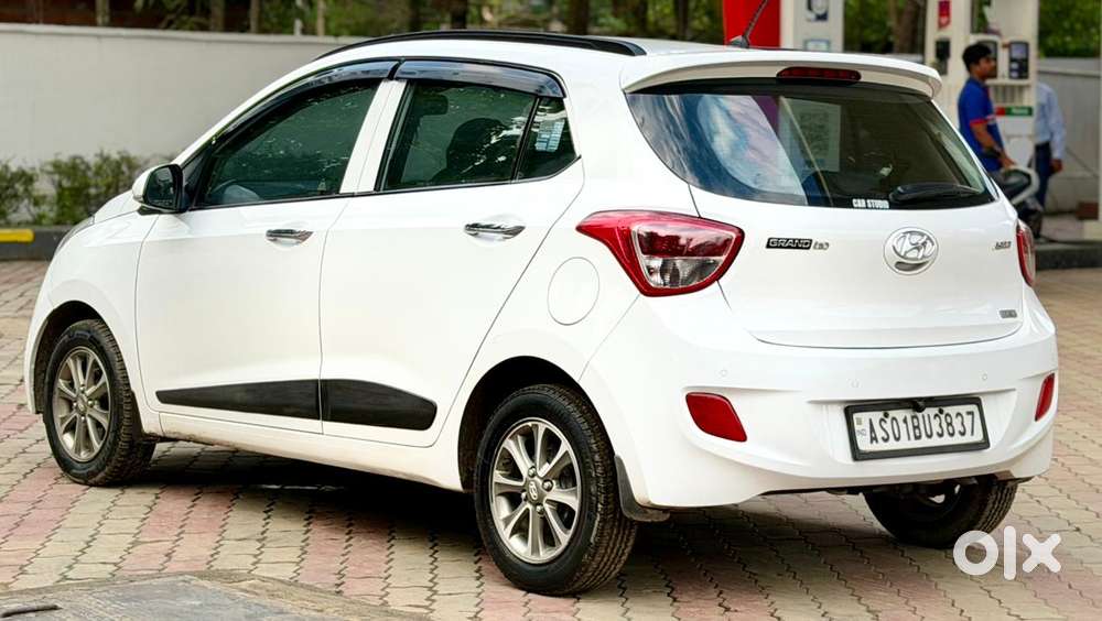 Hyundai Grand I10 2013-2016 Asta Option, 2015, Petrol