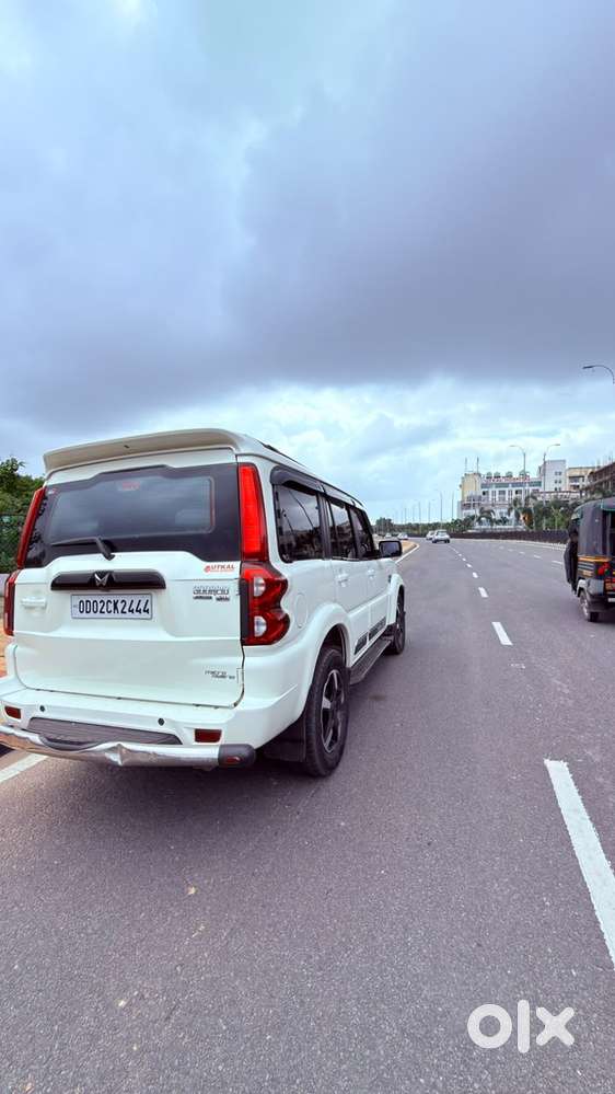 Mahindra Scorpio Classic 2.2 S 11 Mt 7 Cc, 2023, Diesel