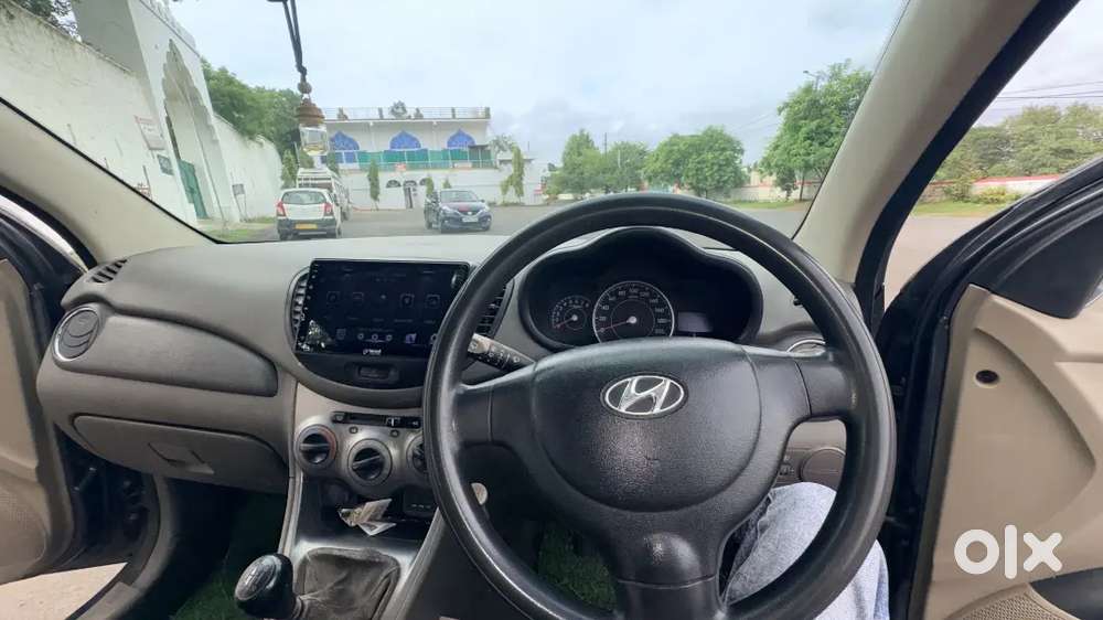 Hyundai I10 Sportz Petrol 2010