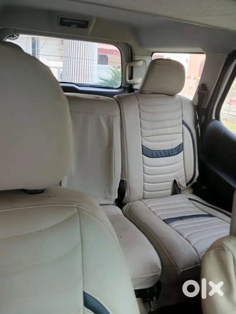 Tata Safari Storme Diesel 2015 Variant