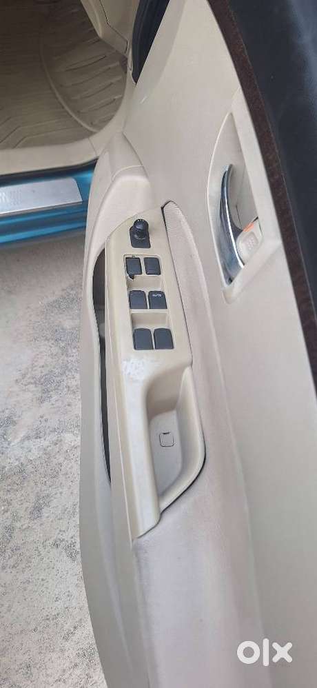 Maruti Suzuki Swift Dzire Vdi Bsiv, 2013, Diesel