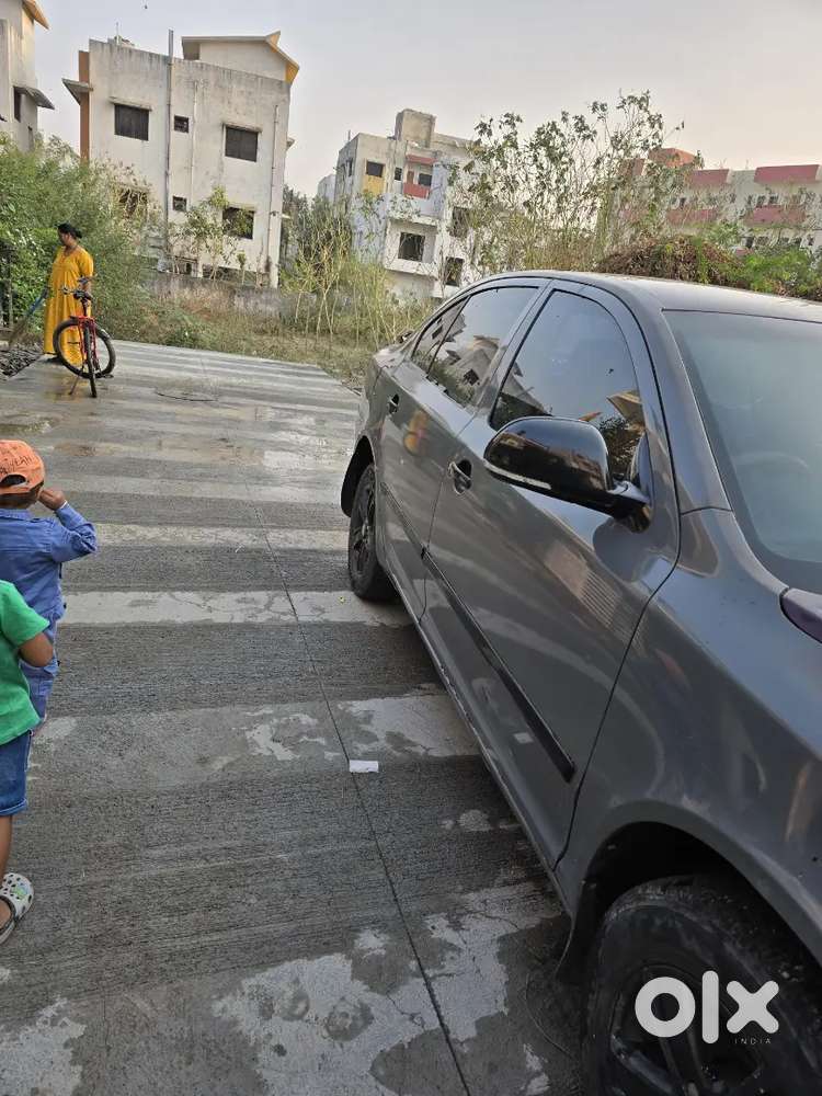 Well-maintained Car With A Strong Engine And Smooth Performance.