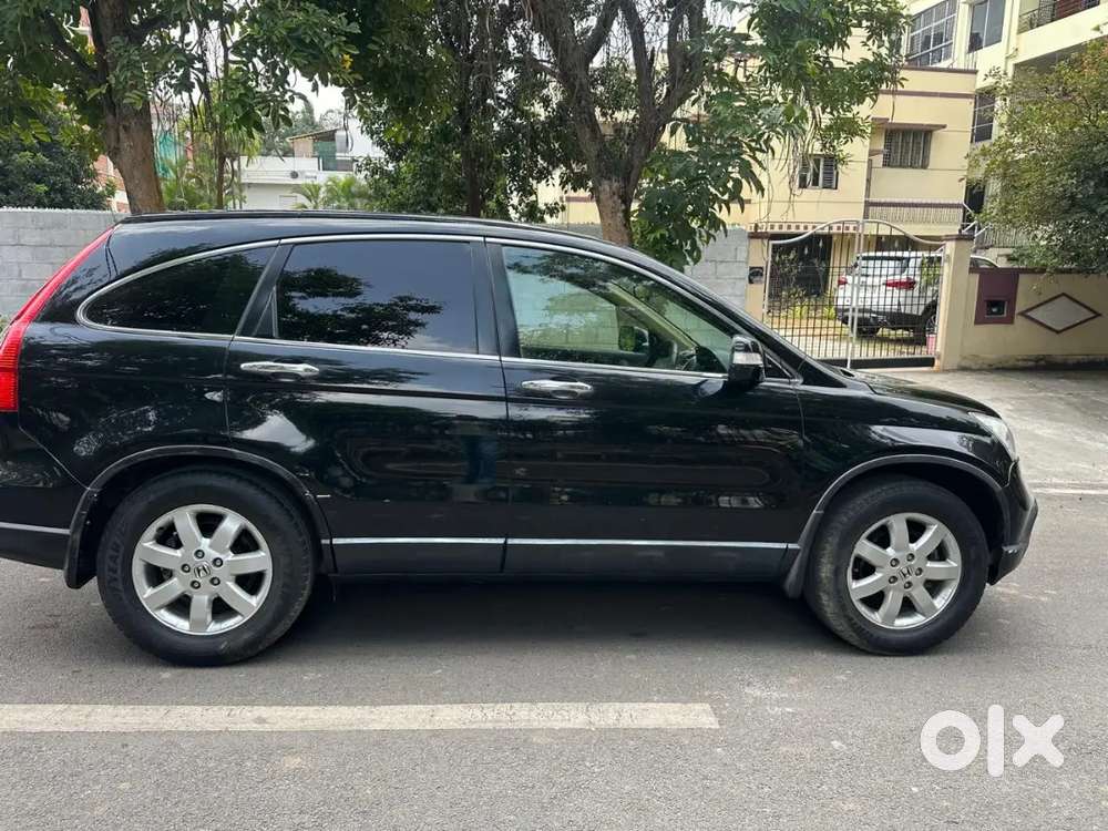 Honda Cr-v 2009 Petrol 135697 Km Driven With Sunroof