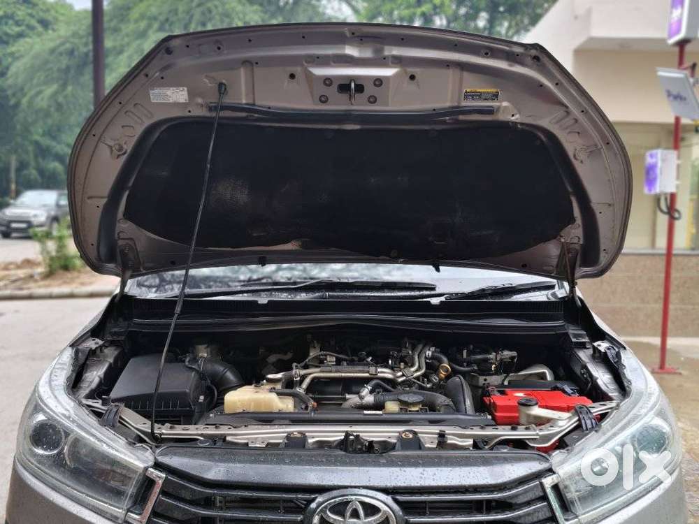 Toyota Innova Crysta 2.4 V, 2017, Diesel