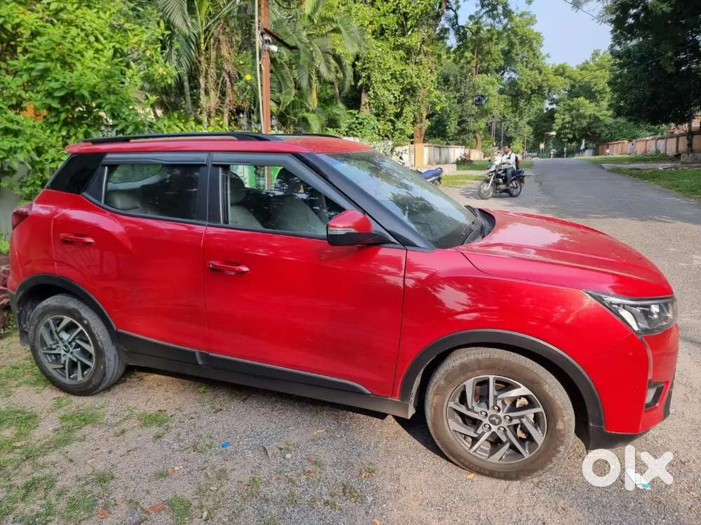 Mahindra Xuv300 2023 Diesel Well Maintained