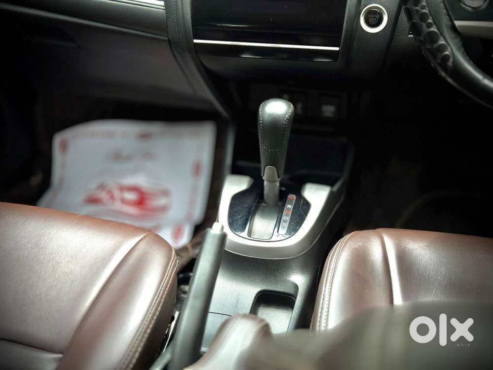 Honda Jazz V Cvt, 2019, Petrol