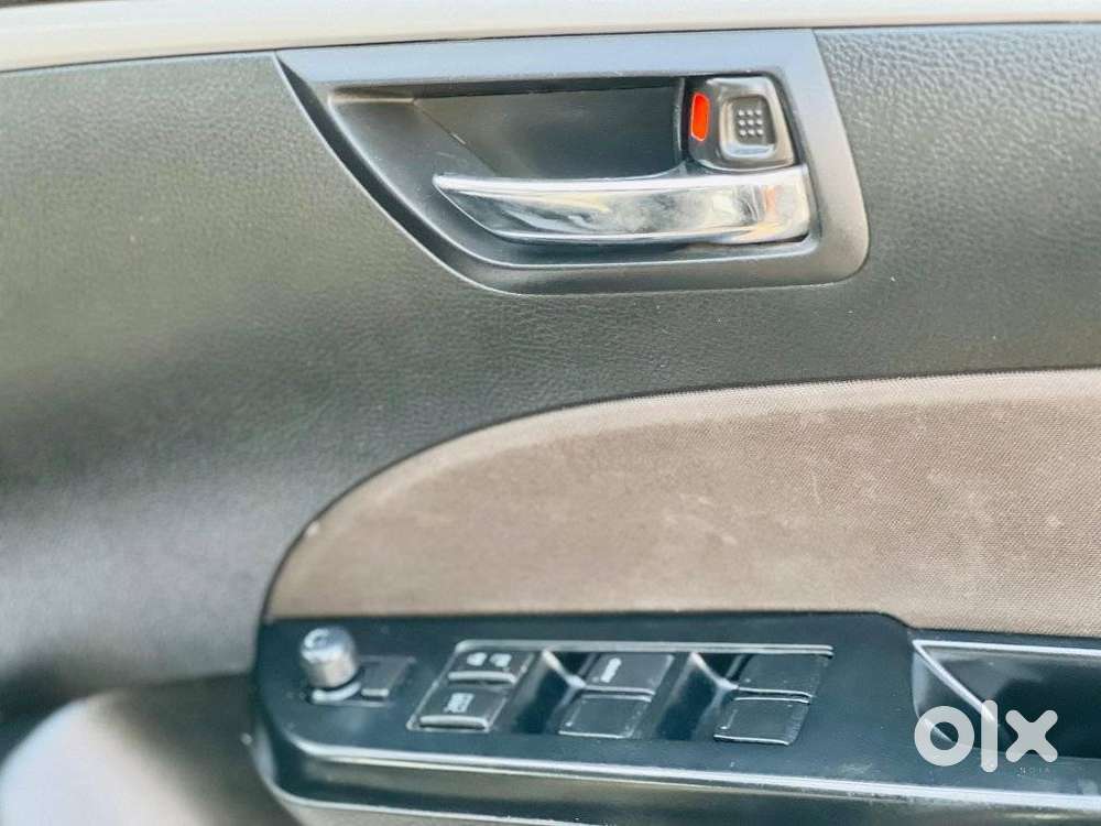 Maruti Suzuki Swift Vxi, 2017